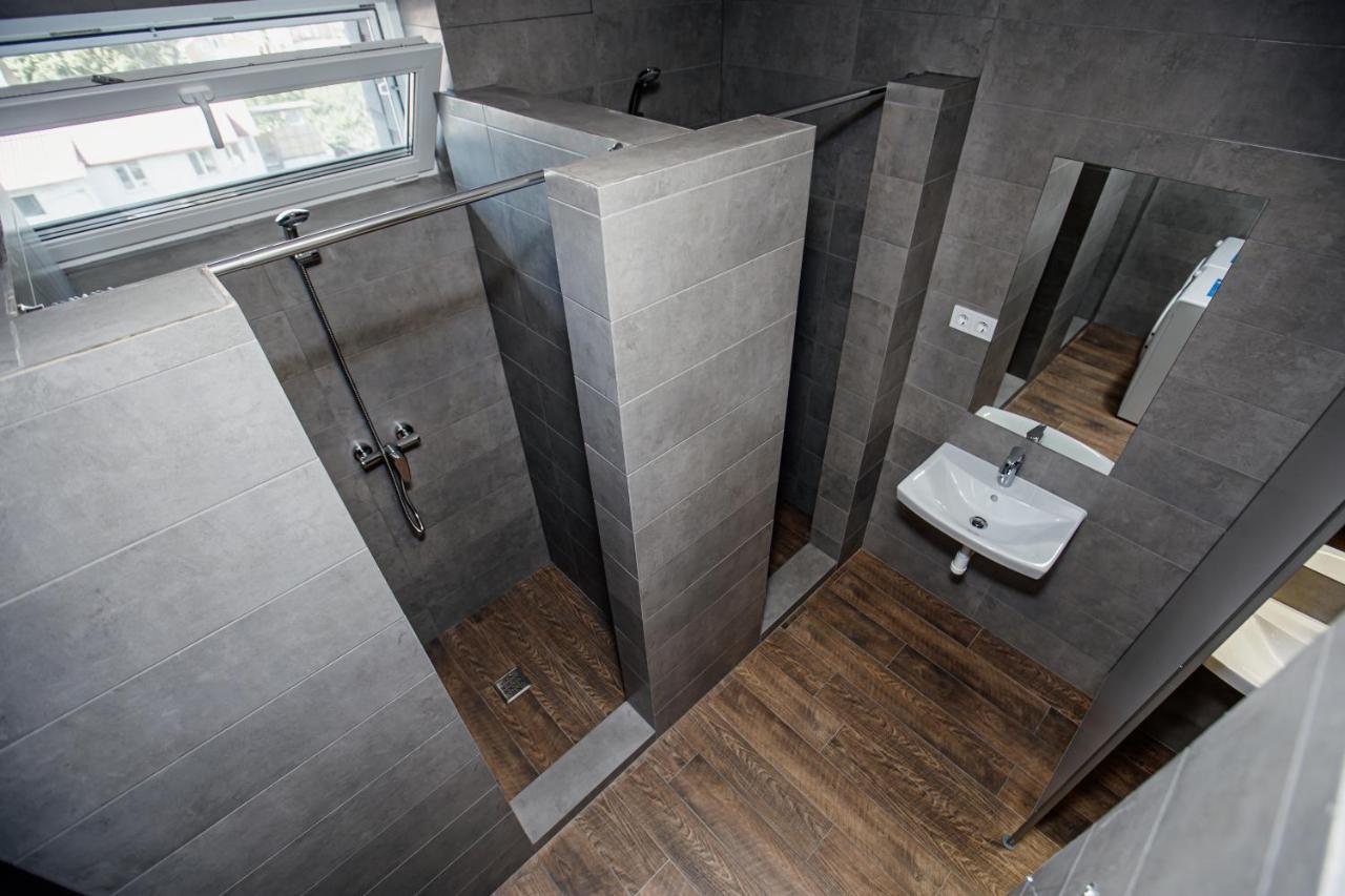 Новый Хостел Nesvit Киев Академгородок Exteriör bild
