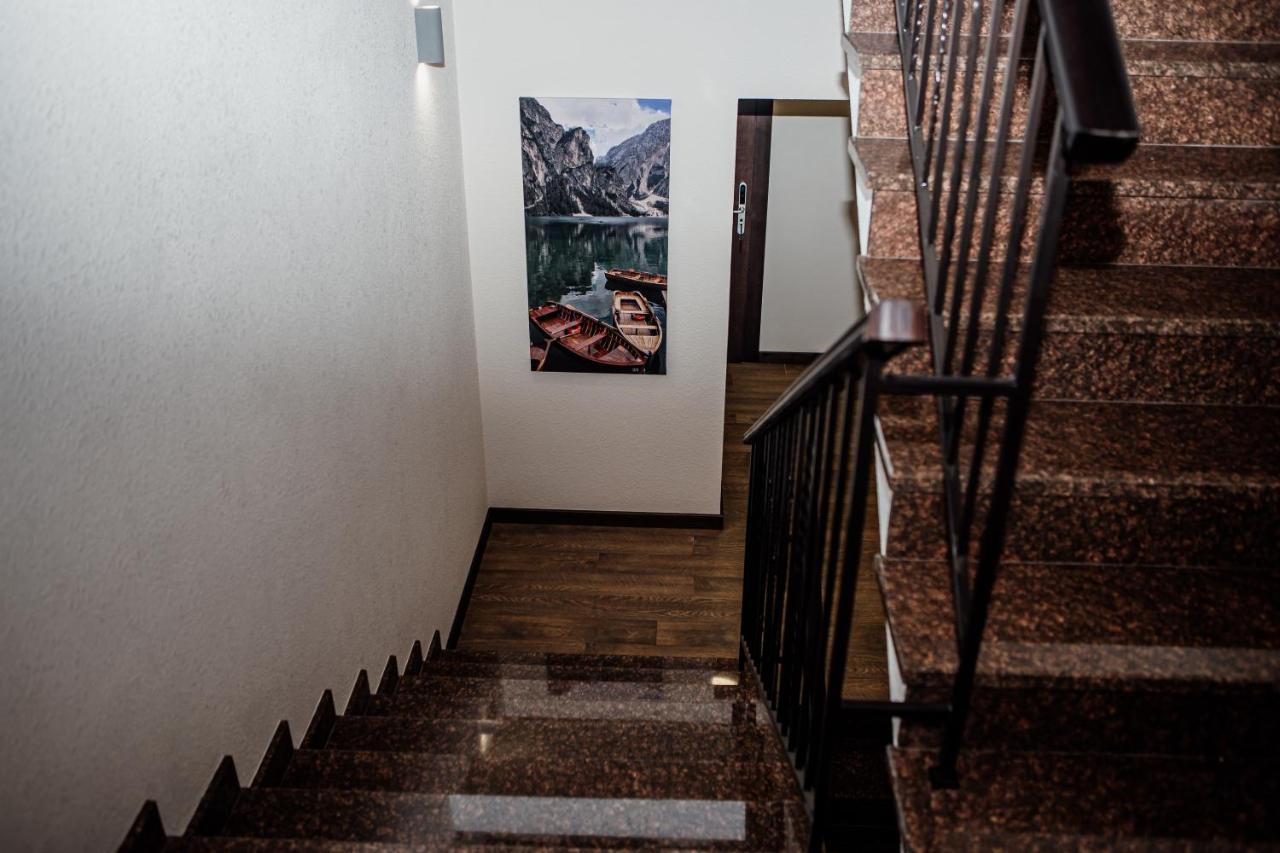 Новый Хостел Nesvit Киев Академгородок Exteriör bild